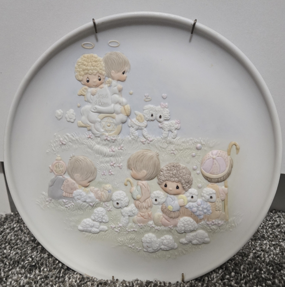 Precious Moments Pastel Wall Decor Plate